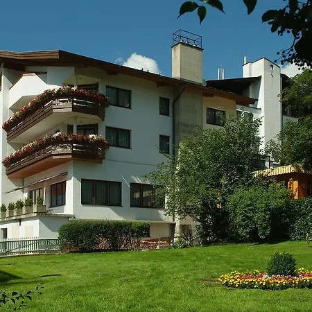 Aparthotel & Stern